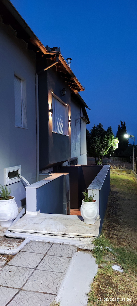 Lutec Belka Montat pe perete Lampă Solară 9W 280lm cu Alb Cald Lumină 3000K