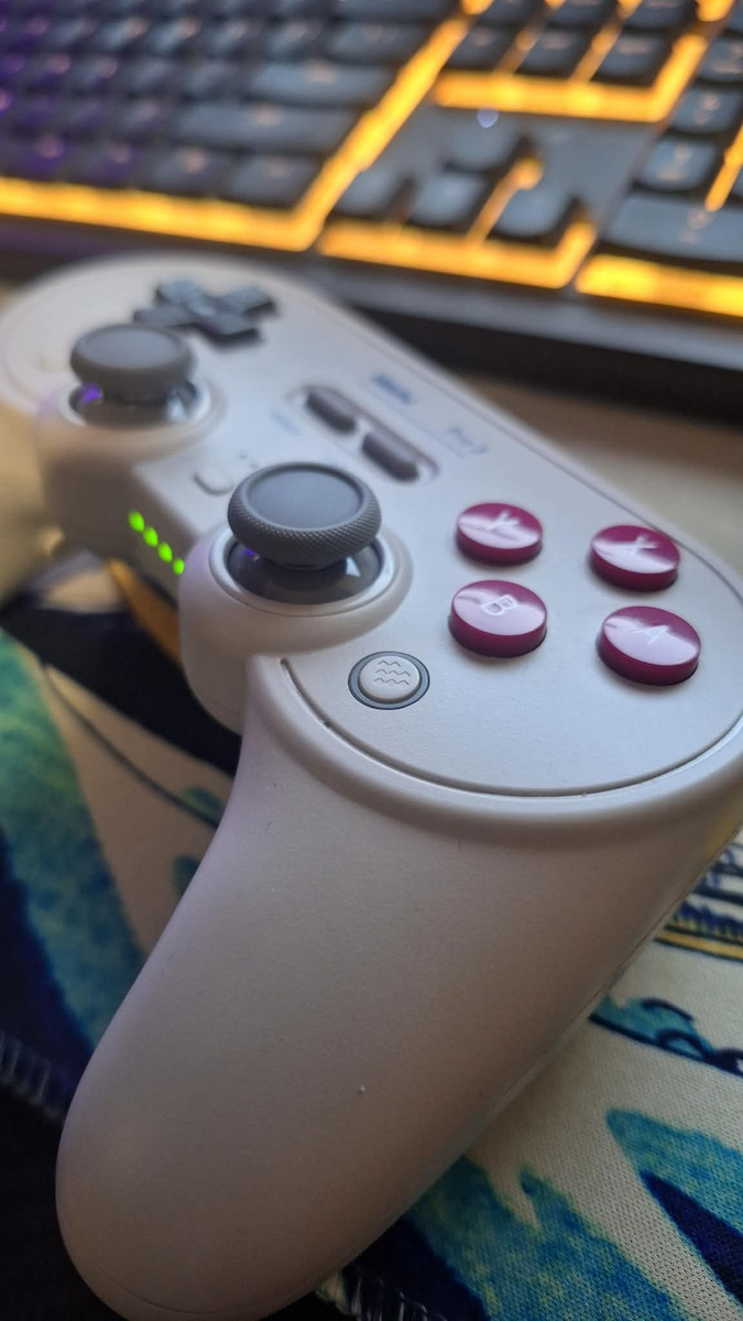 8Bitdo Pro 3 Bluetooth Kabellos Gamepad für Android / PC / Schalter / Schalter 2 / iOS Gray