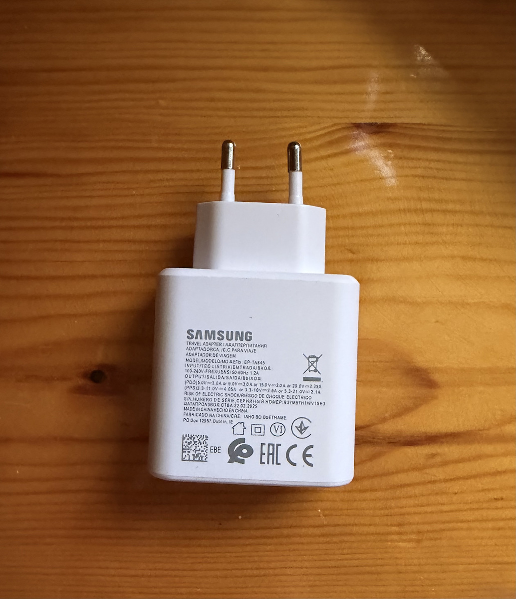 Samsung Φορτιστής Χωρίς Καλώδιο με Θύρα USB-C 45W Λευκός (EP-TA845 Retail)