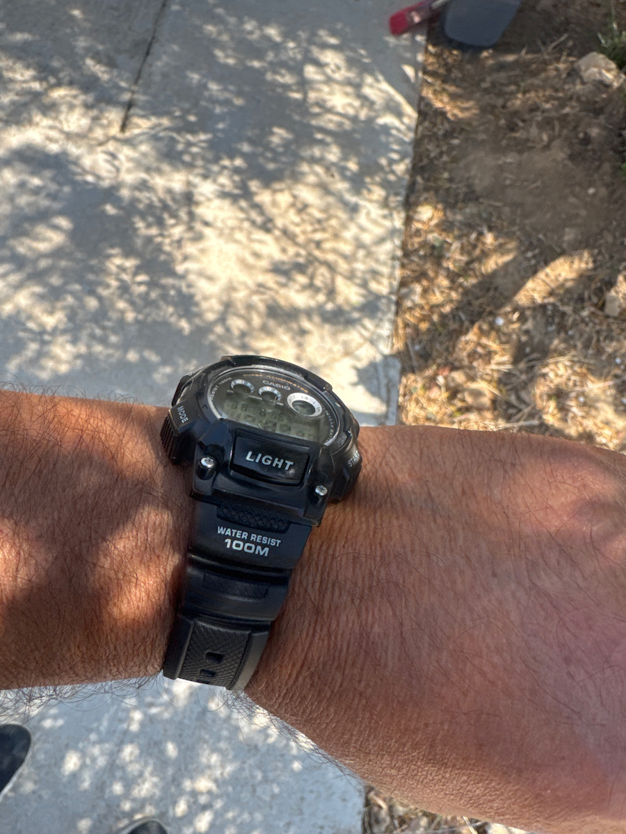 Casio Каучукова каишка Черен 18мм