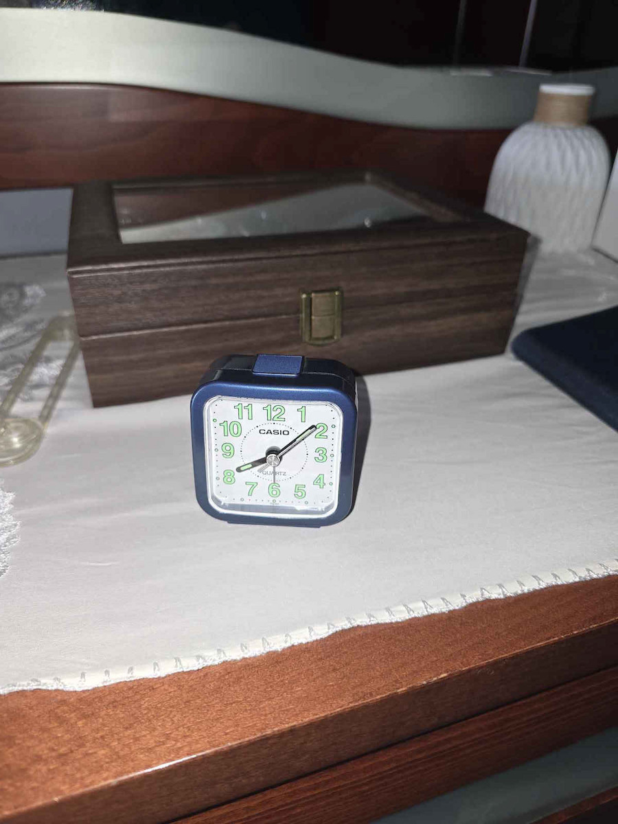 Casio Масов Часовник LED Пластмасов с Будилник Сребрист TQ-141-8EF