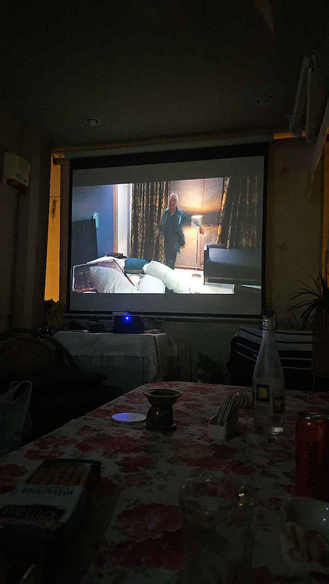 Magcubic HY450MAX Mini Projector LCD Full HD LED Lamp with Wi-Fi and Built-in Speakers