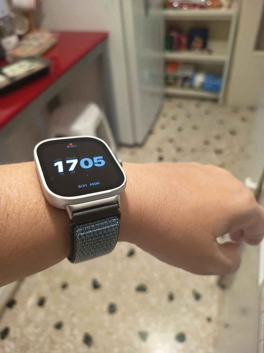 Curea Tesatura Gri (Redmi Watch 4 / Redmi Watch 5Huawei Band 8)