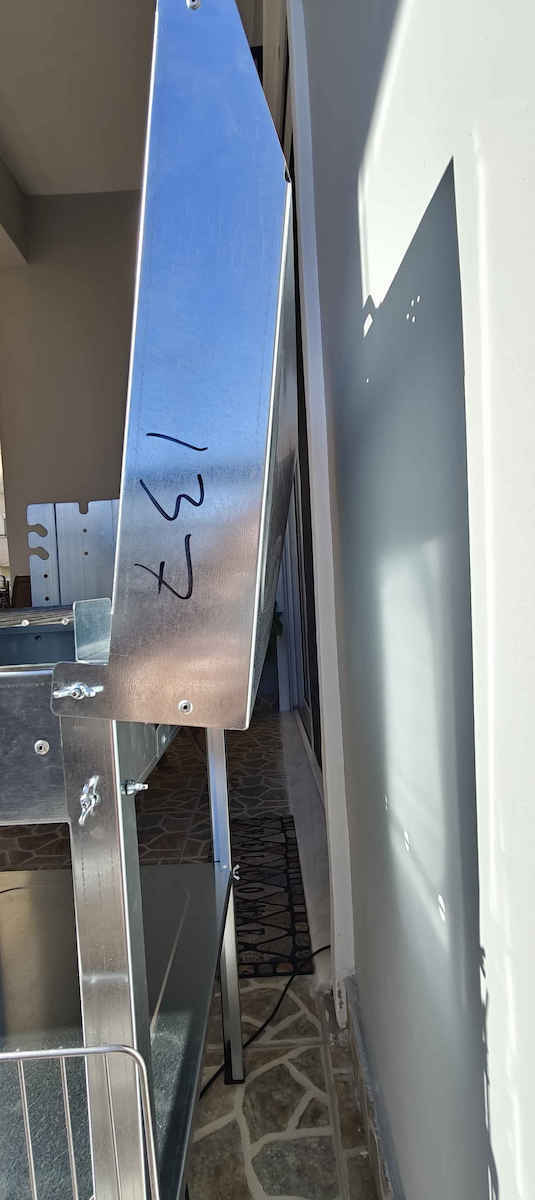 Pitsilos Γαλβανιζέ Ψησταριά Κάρβουνου με Καπάκι 55x40εκ.