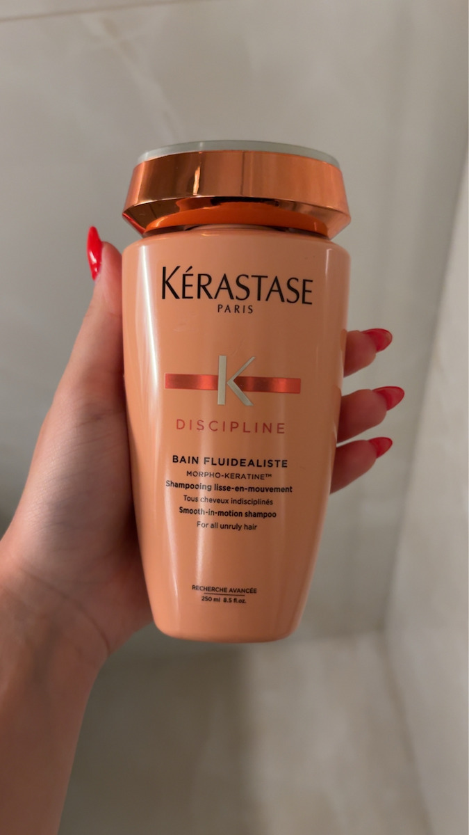 Kérastase Discipline Bain Fluidealiste Shampoos Glättung & Glanz für Frizzy Haare 250ml