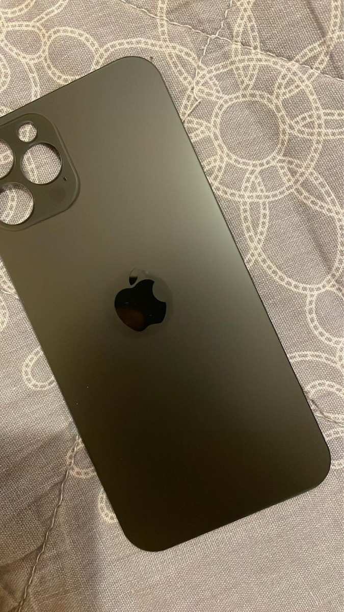 Das folgende Liquid-Template ist eine Vorlage für Namen von Produkten in der Kategorie "Mobile Phone Replacement Covers". Übersetzen Sie nur die Textknoten des Liquid-Templates in die deutsche Sprache, wobei die ursprüngliche Syntax und HTML-Tags beibehalten werden und nichts geändert wird, was zwischen '{' und '}' liegt: Καπάκι Μπαταρίας Graphite für iPhone 12 Pro