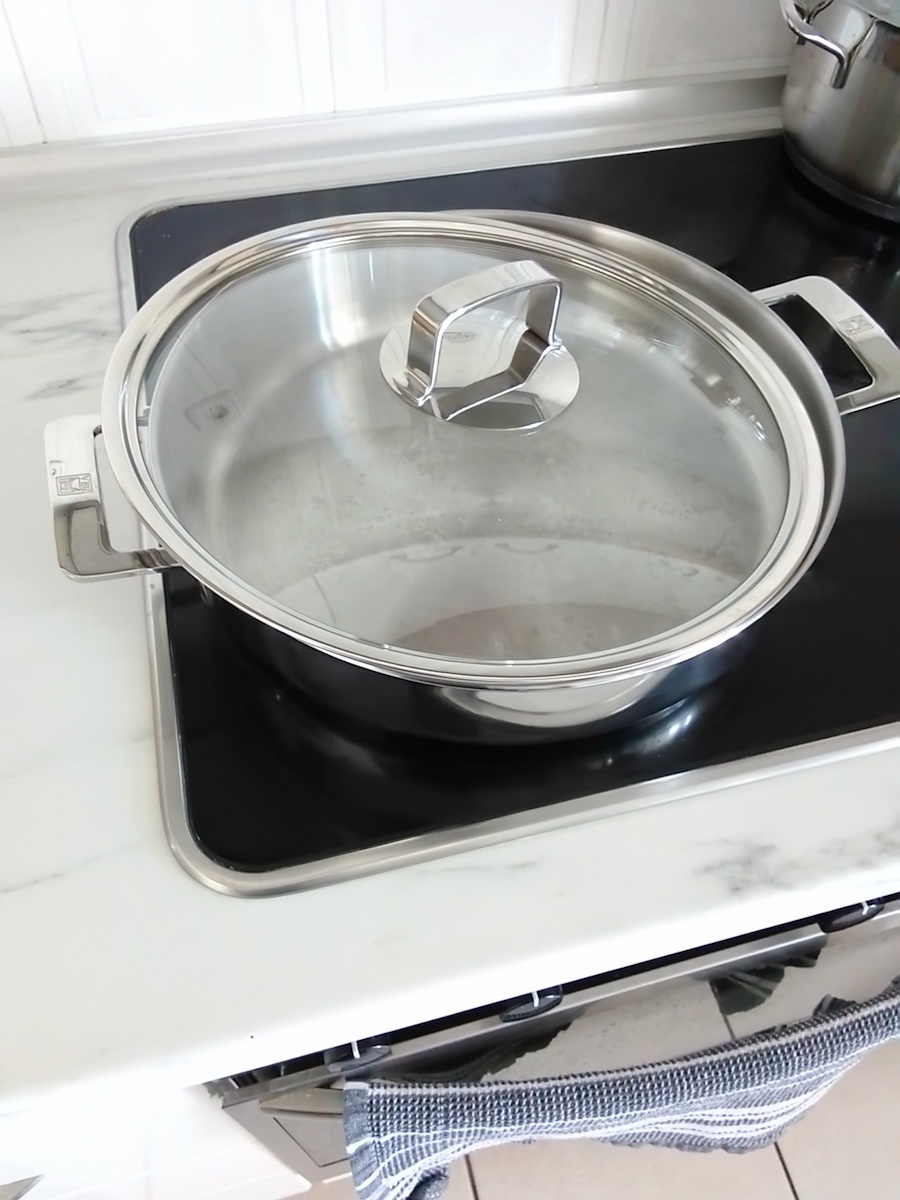 Bra Signature Shallow Stainless Steel Pot 4.5lt / 30cm
