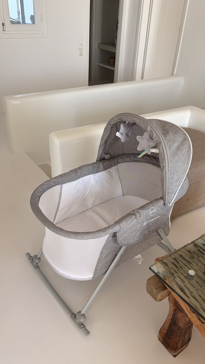 Kinderkraft Cradle Lovi with Mattress and Wheels Grey