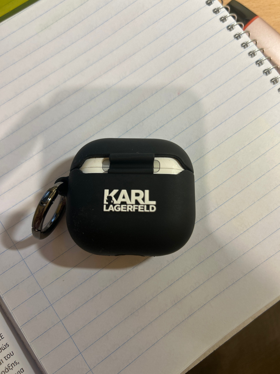 Karl Lagerfeld Karl Head 3d Калъф в Черен цвят за Apple AirPods 4