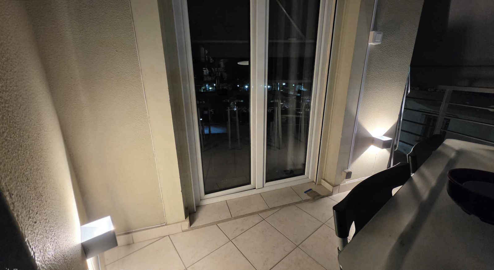 GloboStar Circoa Wall-Mounted Outdoor Ceiling Light LED IP44 10W with Warm White Light Double Beam 10x8x10εκ.
