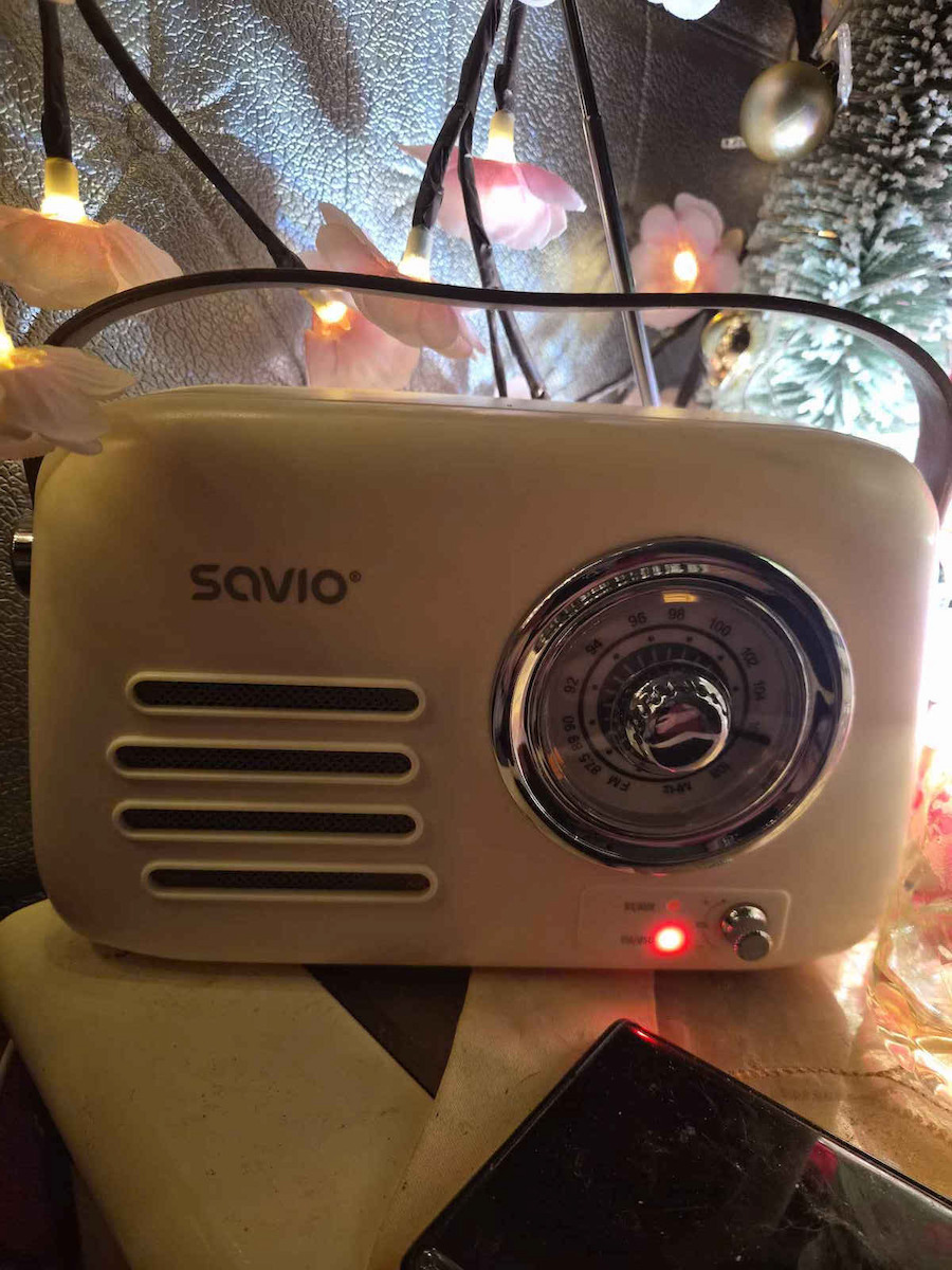 Savio RS-02 Портативно Радио с Bluetooth Бял