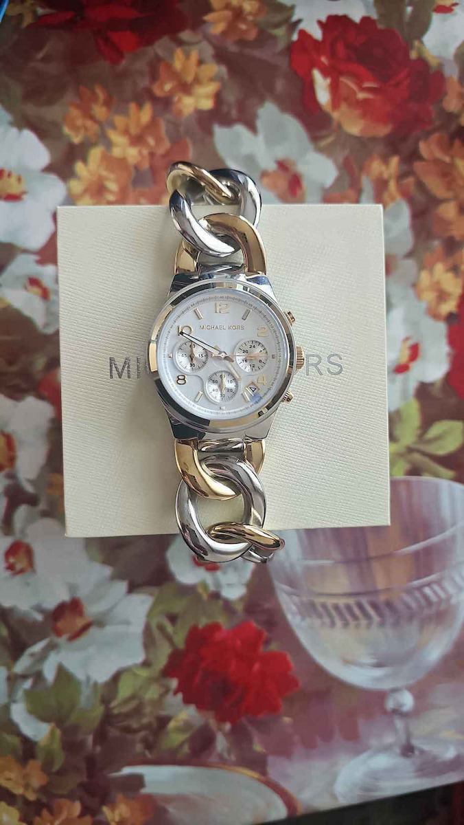 Runway Womens Watch 37mm Battery Chronograph with Stainless Steel Bracelet