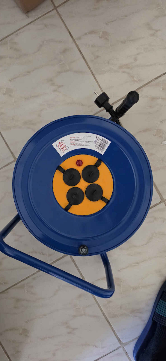 CHaralampidis 4 Plätze mit Kabel 50m Durchmesser 3 x 2.5mm² Blau