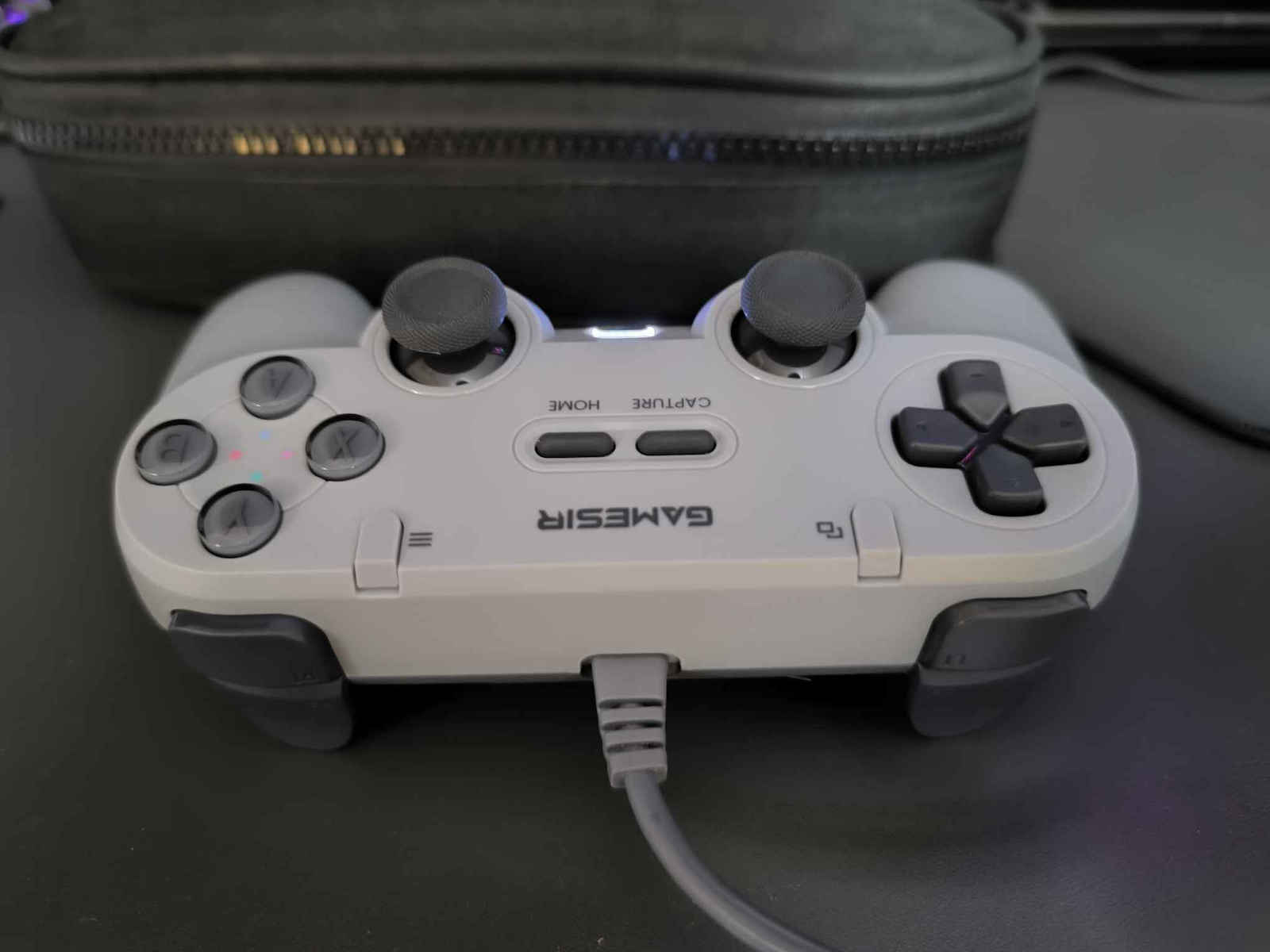 T3 Verkabelter Gamepad mit Hall-Effekt-Sticks für Android / PC Grau