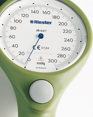 Riester Ri-San Analog Blood Pressure Monitor Arm Green