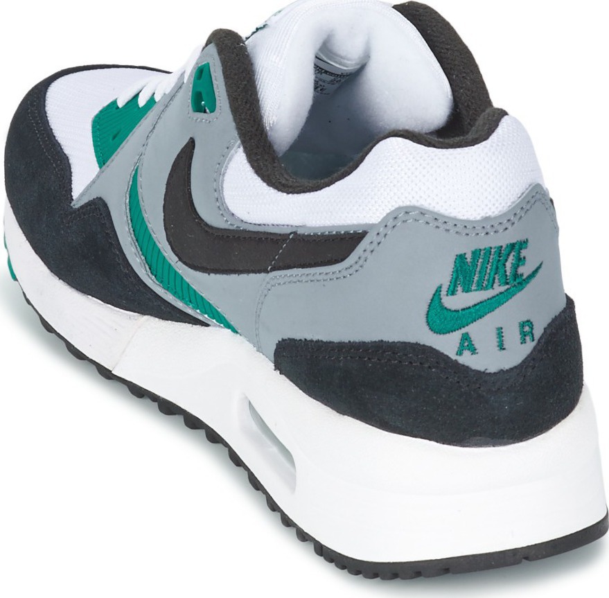air max light essential