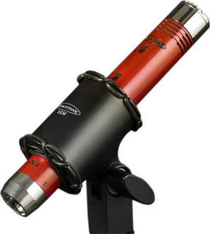 Avantone Pro CK-1 Condensator (Diafragmă Mică) Microfon XLR Montat pe amortizoare pentru Studio în Culoarea Red