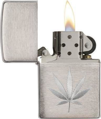 Zippo Marijuana Leaf Design Winddichtes Feuerzeug Flamme Chrome