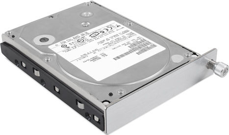 OWC Mercury Elite Pro Quad RAID Hard Drive Case for 4 Hard Drives 2.5" / 3.5" SATA III with connection USB 3.1 in Silber color