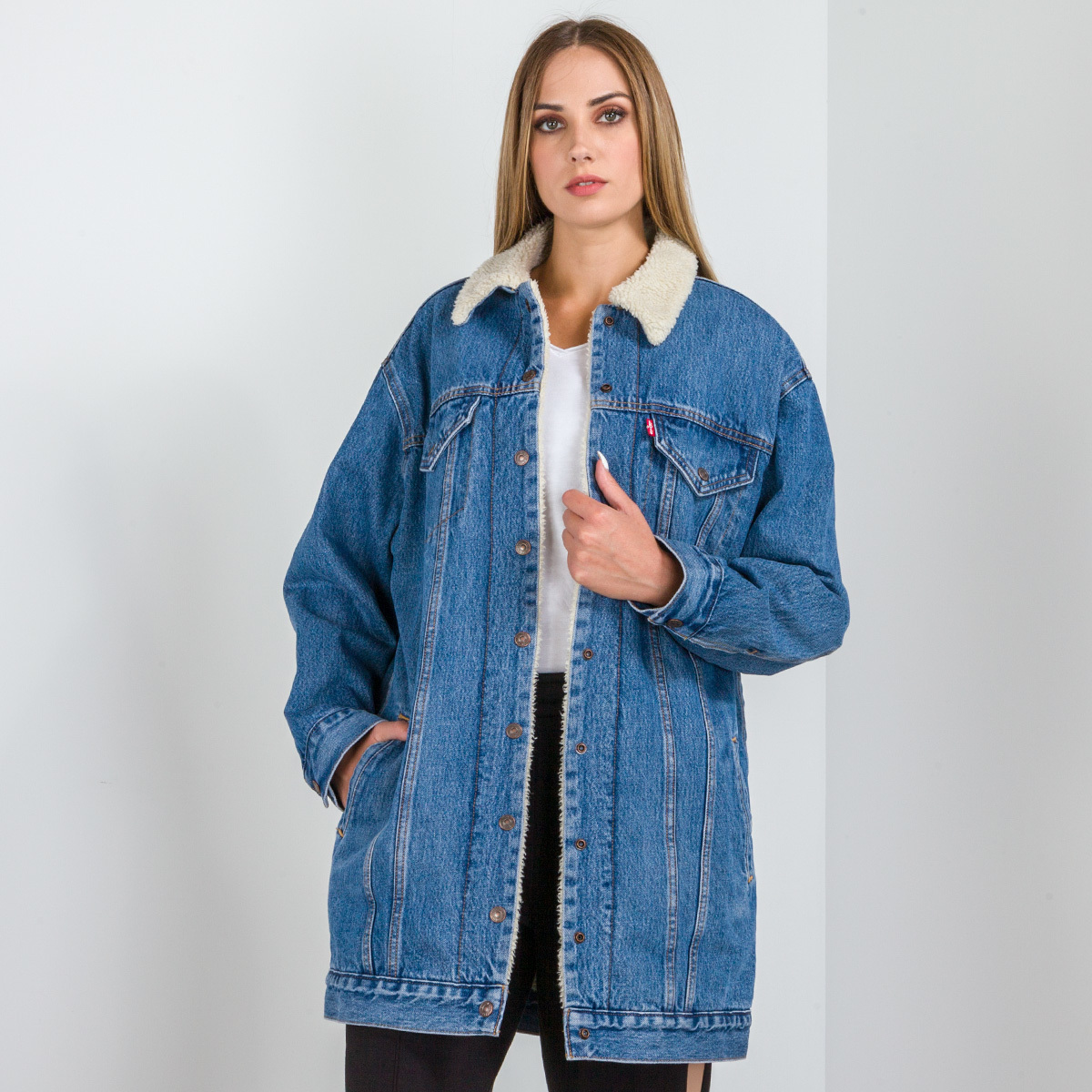 levi's lengthened sherpa trucker jacket