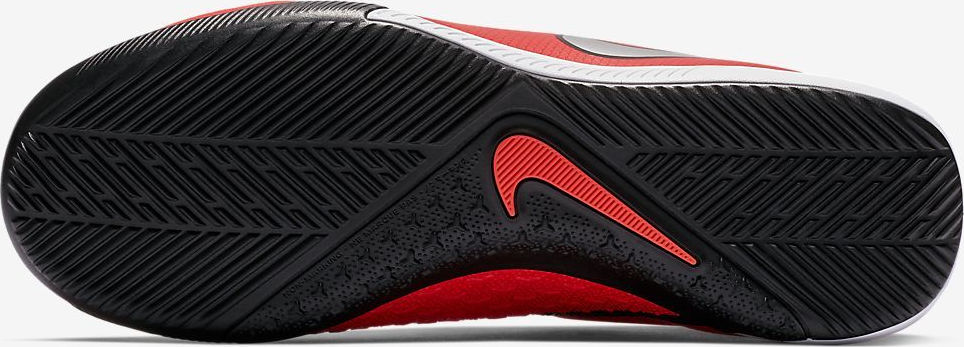 nike dynamic fit phantom vsn