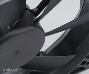 Akasa AK-174BKT-B Ventilator Pentru Carcasă 120mm (1700rpm / 60.7cfm) Fără Iluminare LED și Conexiune 3-Pin
