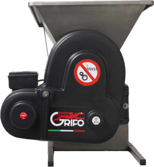 Grifo DMCI Zdrobitor Electric de Struguri 220V cu Separator și Pompă pentru Producție de până la 1500 kg/h