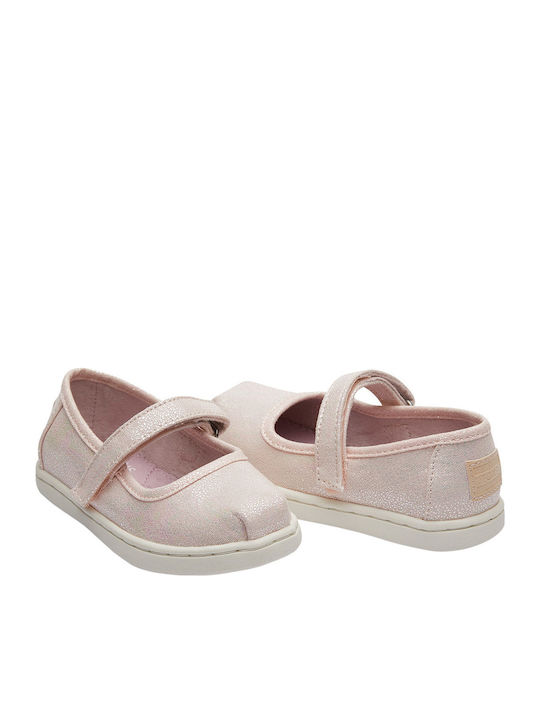 Toms