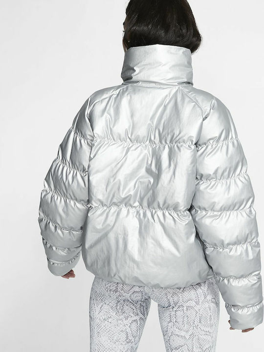Nike Sportswear Κοντό Γυναικείο Puffer Μπουφάν για Χειμώνα Ασημί