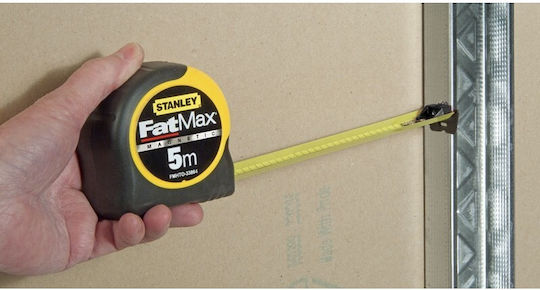 Stanley Tape Measure with Auto-Rewind and Magnet 32mm x 5m
