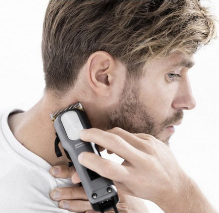 Cecotec Bamba PrecisionCare Pro Clipper Titanium Go Επαγγελματική Κουρευτική Μηχανή Μαύρη 04218
