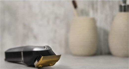 Cecotec Bamba PrecisionCare Pro Clipper Titanium Go Επαγγελματική Κουρευτική Μηχανή Μαύρη 04218