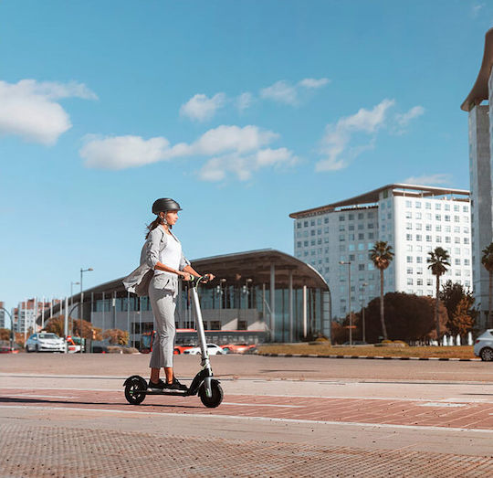 Cecotec Bongo A Connected Series Trotinetă Electrică cu Viteză Maximă 25km/h și Autonomie 25km în Culoare Argintie