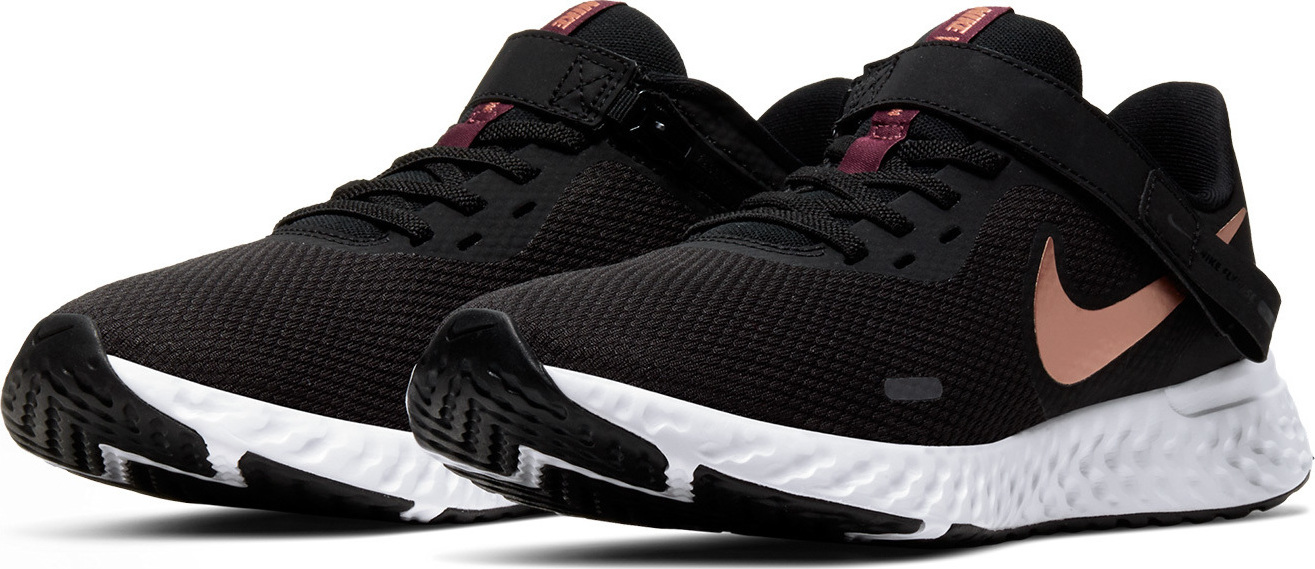 nike revolution flyease 5 review