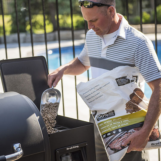 Broil King Regal 500 Pellet Mantemenia Pelletgrill mit Räuchergerät 81.28cmx49cm