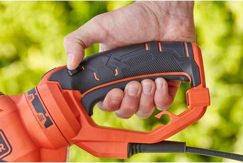 Black & Decker BEHTS551-QS Electric Hedge Trimmer 650W with Blade 60cm BEHTS551
