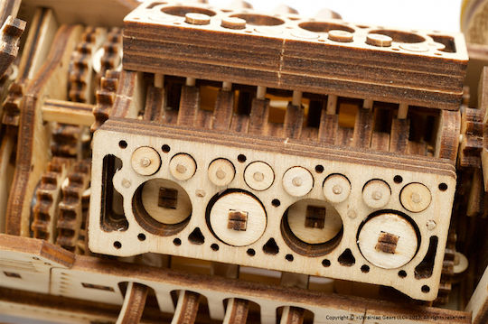 Ugears Дървена Конструктивна Игра U-9 Grand Prix Car