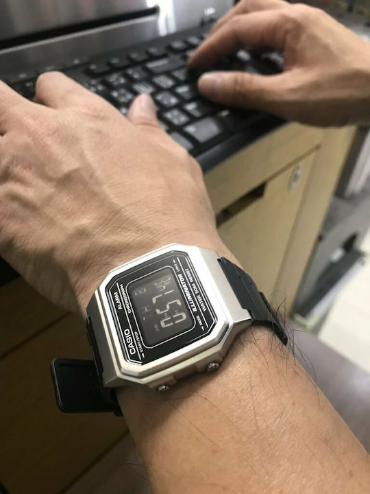 Casio Ψηφιακό Ανδρικό Ρολόι 41.2mm Χρονογράφος Μπαταρίας με Μαύρο Καουτσούκ Λουράκι