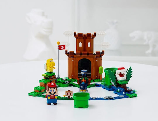 LEGO Super Mario Guarded Fortress За Възраст 8+