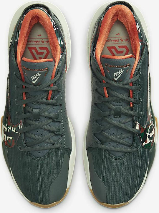 Zoom Freak 2 Low Basketball Shoes Vintage Green / Pistachio Frost / Camellia