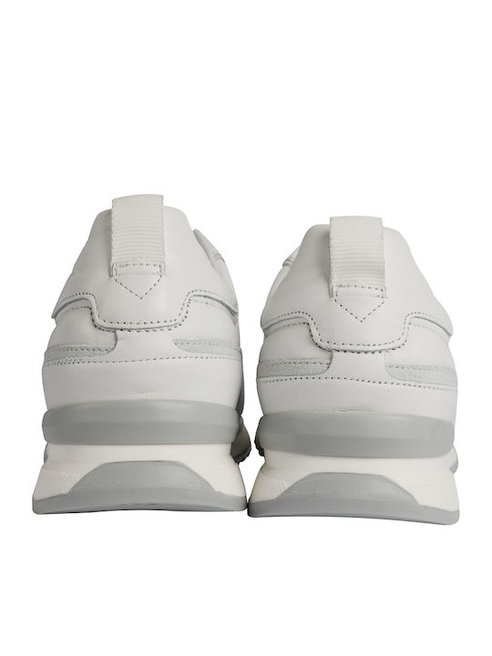 Sneakers White