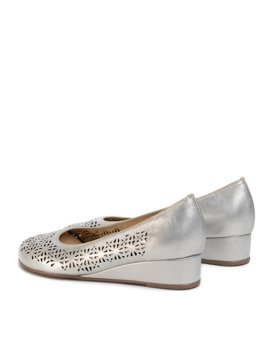 Lederne Damen Ballerinas in Gold Farbe