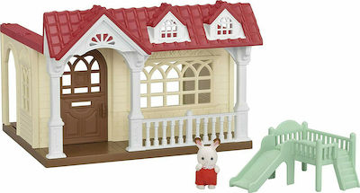 Epoch Toys Miniature Toy Sweet Raspberry Home Sylvanian Families for 3+ Years 10cm.