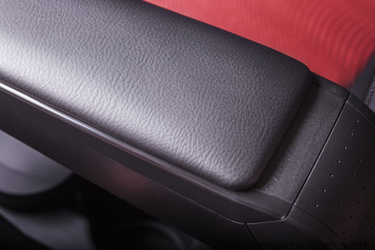 Rati Armster S Car PU Armrest for Seat Ibiza / Cordoba Black