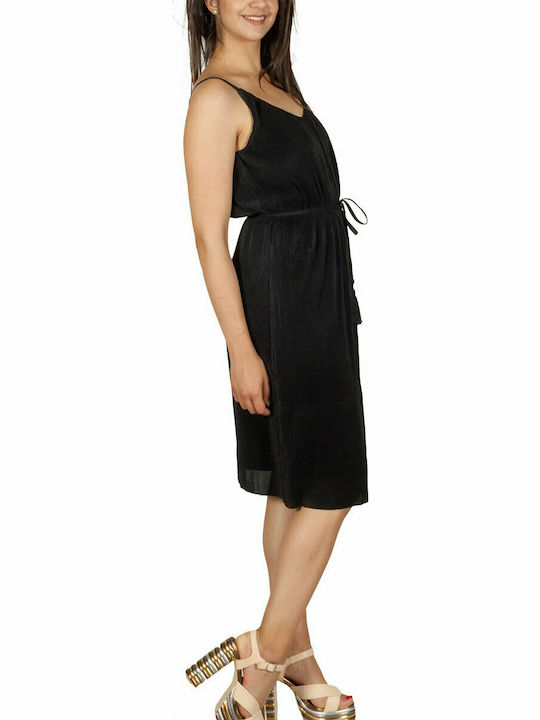 Soft Rebels Alba plissiertes schwarzes Trägerkleid Damen Regular Fit - sr317-303