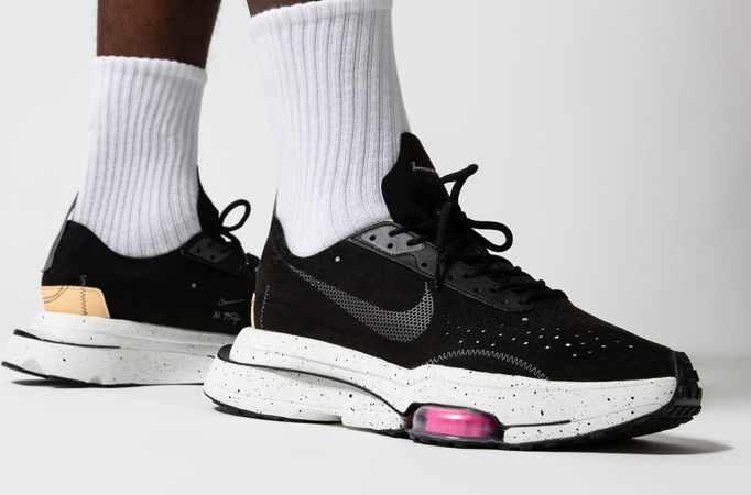 nike zoom type on foot