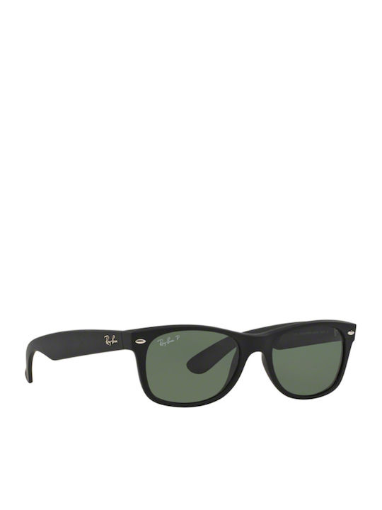 Ray Ban Wayfarer Унисекс Слънчеви Очила с Черна Пластмасова Рамка и Зелени Поляризирани Лещи RB2132 622/58