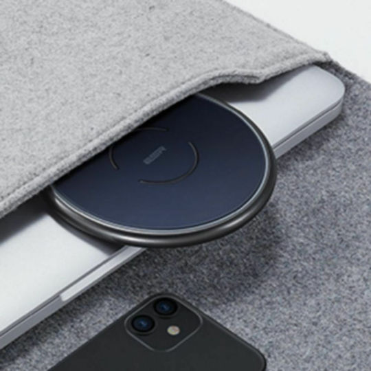 ESR Φορτιστής Magsafe 10W Μπλε (HaloLock Magnetic MagSafe)