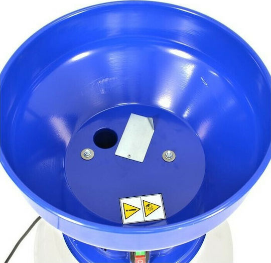 AMA Animal Feed Mill with Motor Power 1200W and Production 210 kg/h