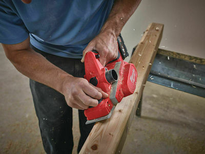 Milwaukee M18 BP-402C Πλάνη 18V 2x4Ah με Σύστημα Αναρρόφησης